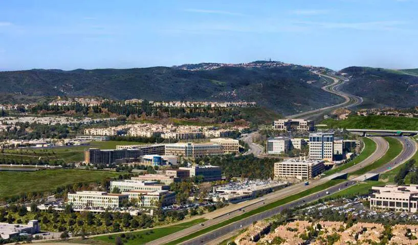 Aerial view of Aliso Viejo city showcasing key landmarks - Top real estate agent in Aliso Viejo.